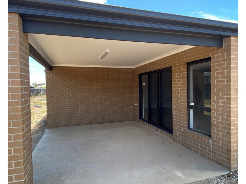 5 Namatjira Boulevard, Bagshot VIC 3551