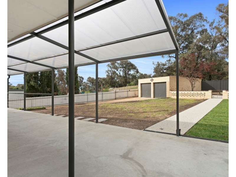 69 Ellis Street, Flora Hill VIC 3550