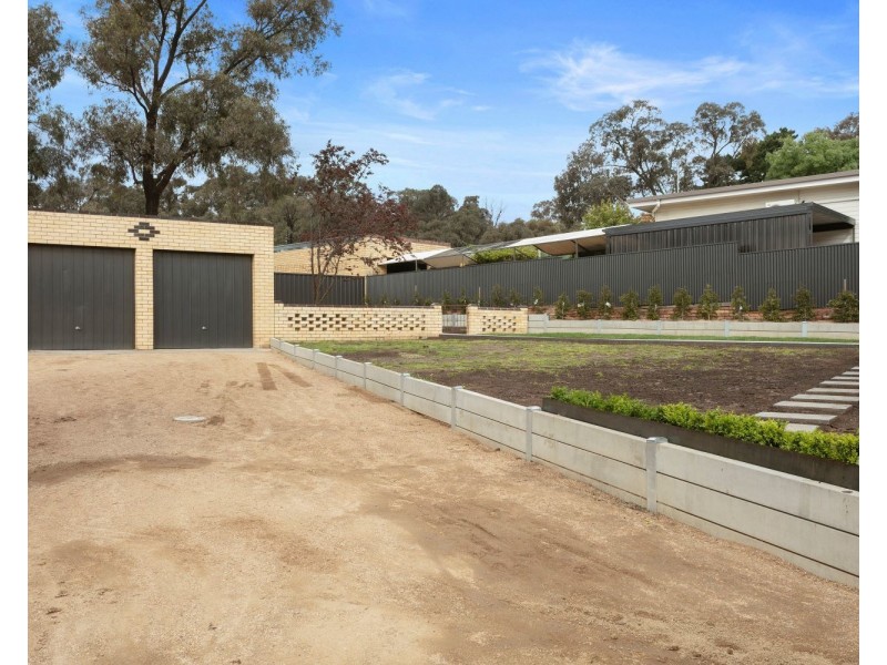 69 Ellis Street, Flora Hill VIC 3550