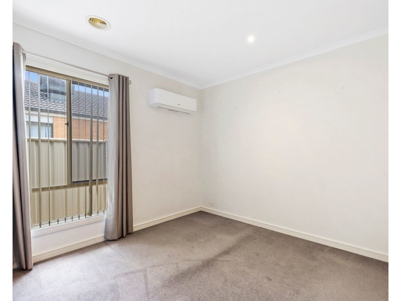 17 Cooba Drive, Epsom VIC 3551