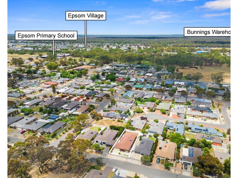 17 Cooba Drive, Epsom VIC 3551