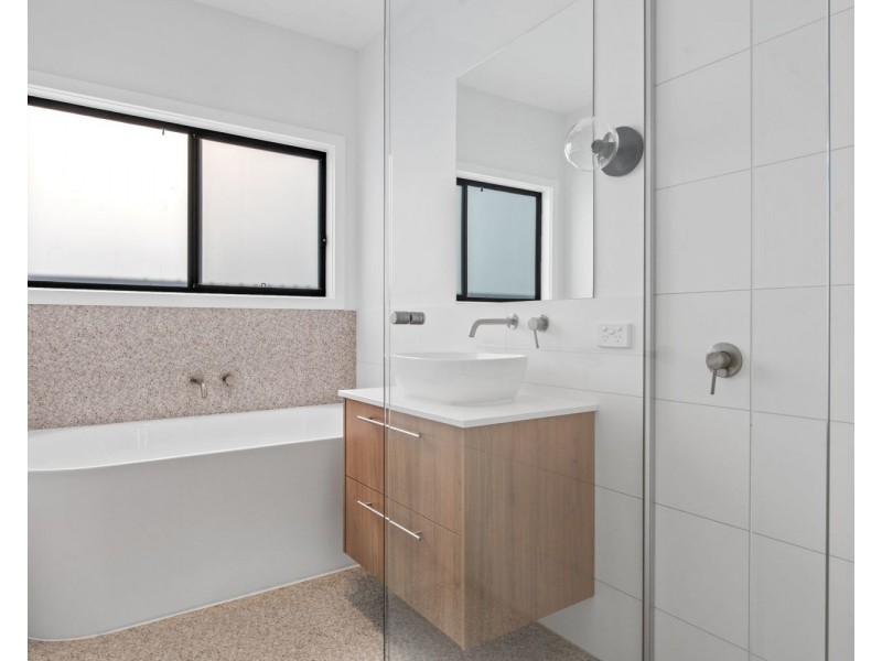 Unit 1/ 18 Anderson Street, North Bendigo VIC 3550