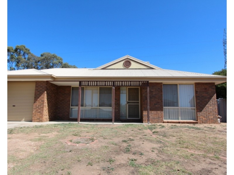 19 Davey Close, Flora Hill VIC 3550