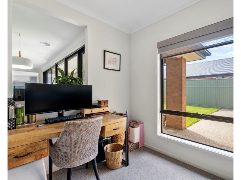11 Aberdeen Drive, Junortoun VIC 3551