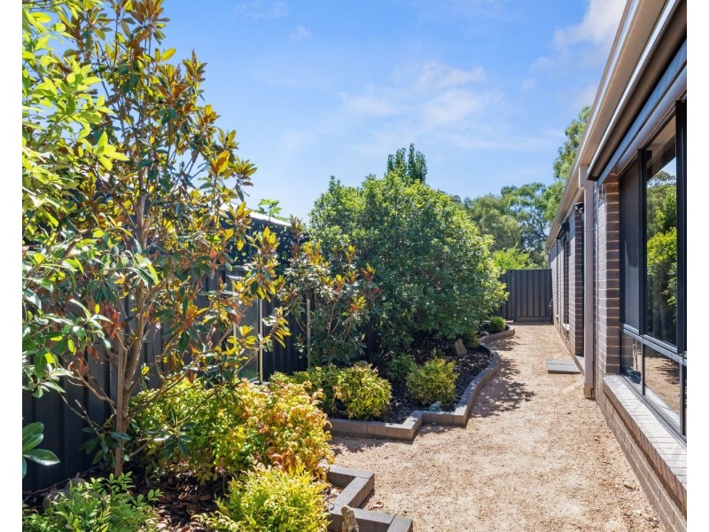 27 Coomoora Circuit, Strathfieldsaye VIC 3551