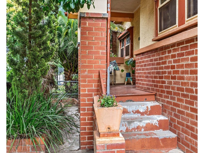 38 Carpenter Street, Quarry Hill VIC 3550