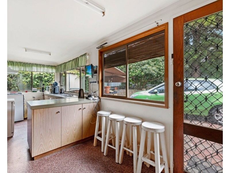 38 Carpenter Street, Quarry Hill VIC 3550