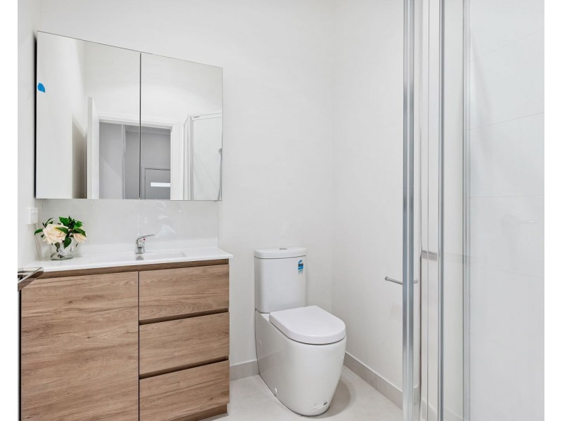 6 Royal Avenue, Kennington VIC 3550