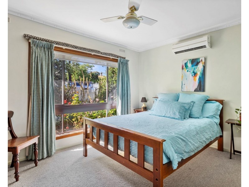 120 Olinda Street, Quarry Hill VIC 3550