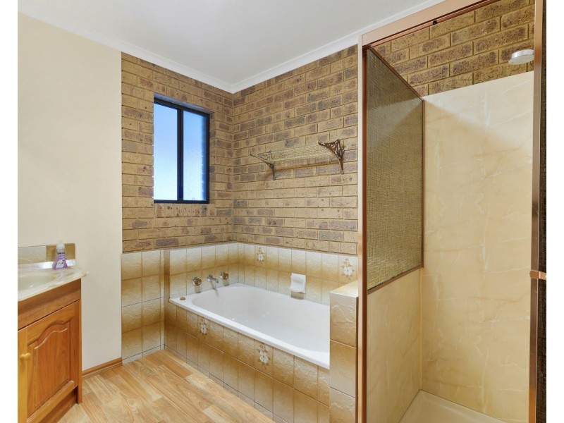 22 Yeramba Close, Strathdale VIC 3550