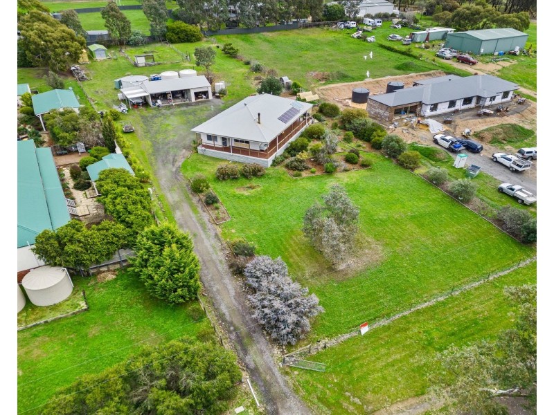 31 McDonalds Lane, Ravenswood VIC 3453