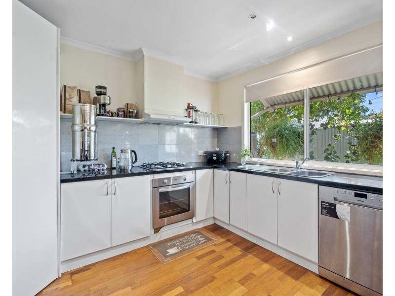 1/52 Raglan Street, White Hills VIC 3550