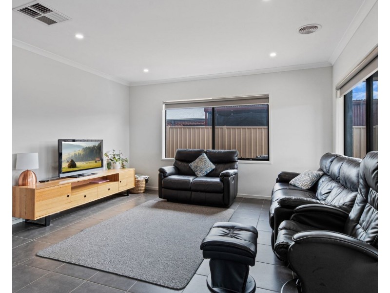21 Camden Way, Strathfieldsaye VIC 3551