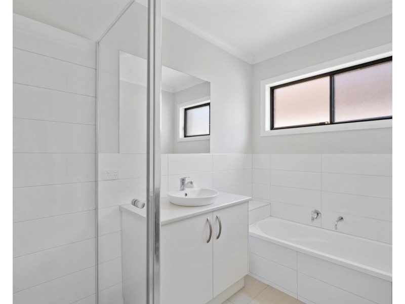 43 Marshall Crescent, Kennington VIC 3550