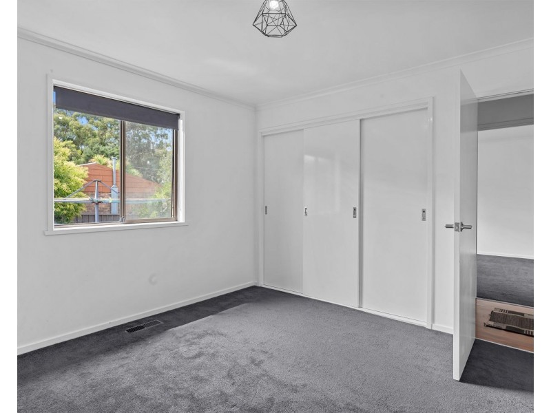 7 Earls Court, Golden Square VIC 3555
