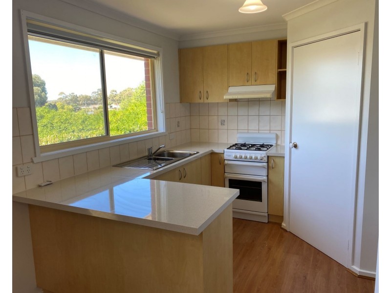 6 Balmoral Drive, Golden Square VIC 3555