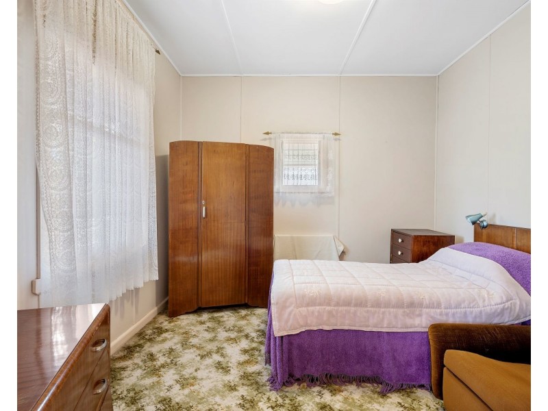 32 Quick Street, Long Gully VIC 3550