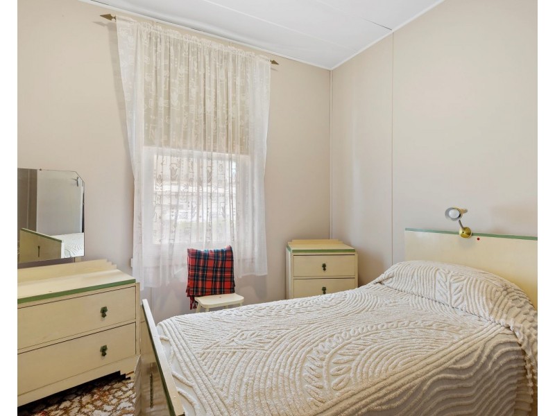 32 Quick Street, Long Gully VIC 3550