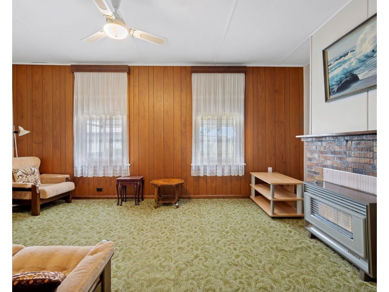 32 Quick Street, Long Gully VIC 3550