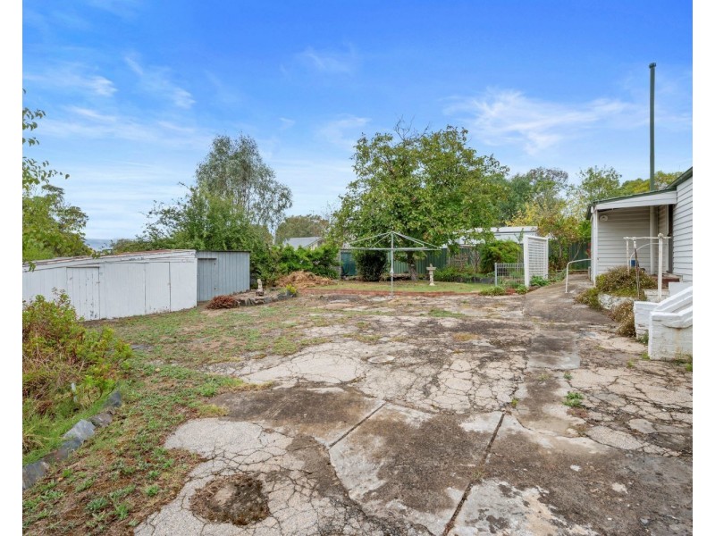 32 Quick Street, Long Gully VIC 3550