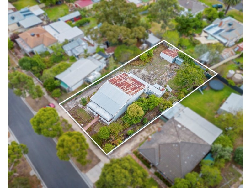 32 Quick Street, Long Gully VIC 3550