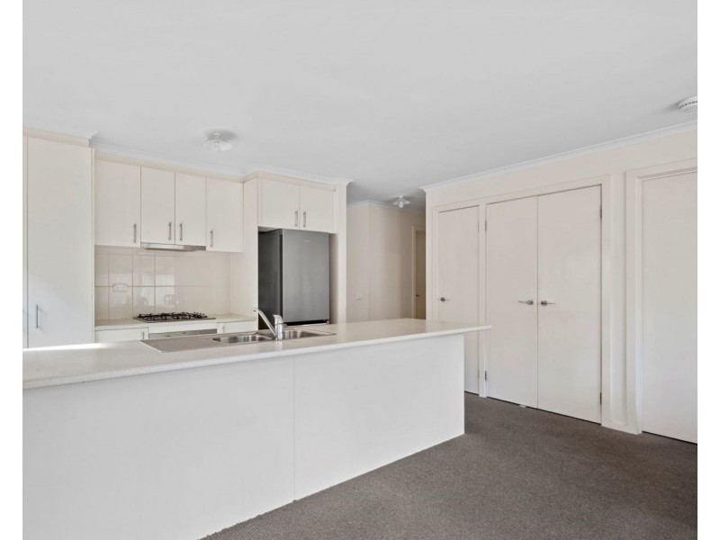 4/107 St Killian Street, White Hills VIC 3550