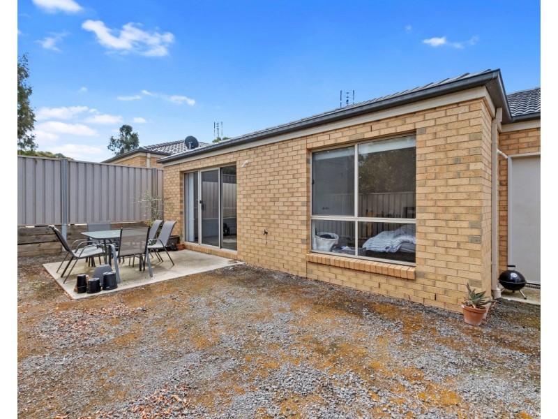 4/107 St Killian Street, White Hills VIC 3550