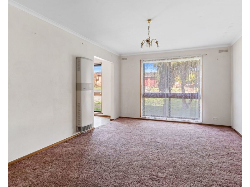 5 Graemar Court, Kangaroo Flat VIC 3555