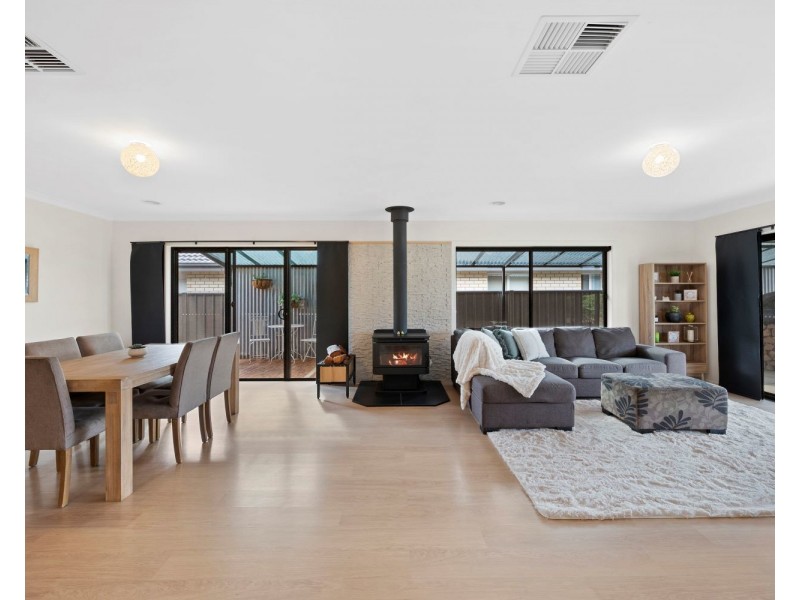 17 Hyatt Road, Huntly VIC 3551