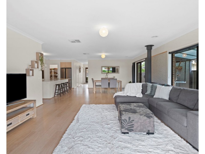 17 Hyatt Road, Huntly VIC 3551