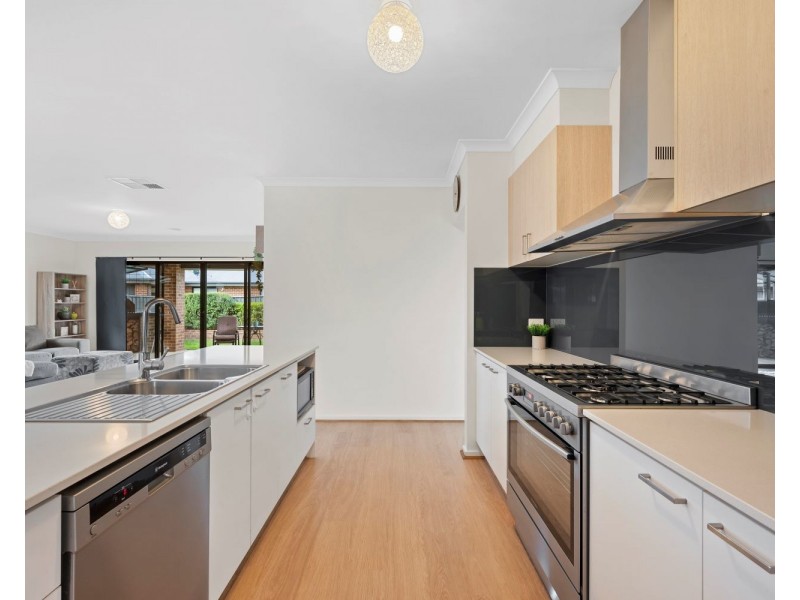 17 Hyatt Road, Huntly VIC 3551