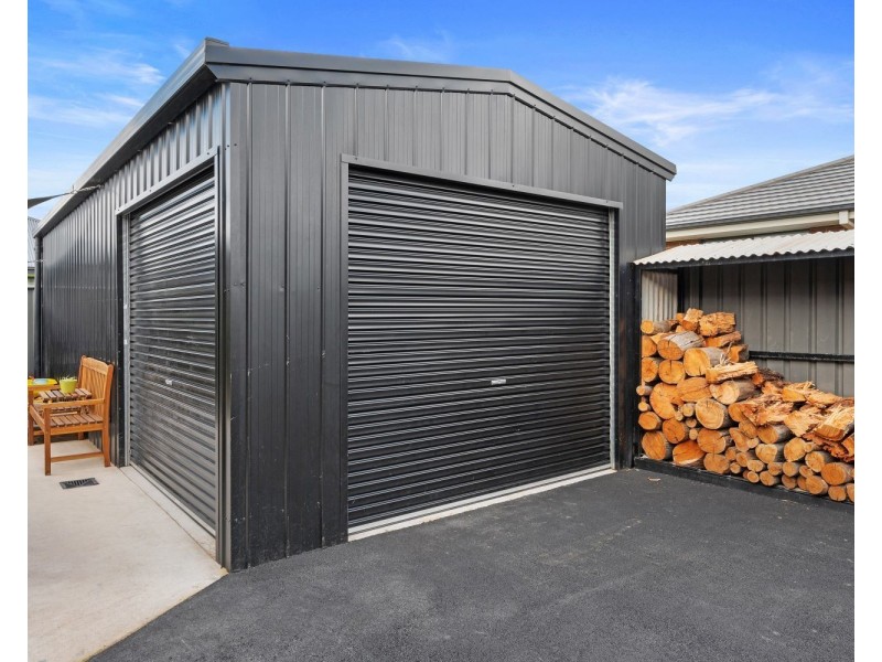 17 Hyatt Road, Huntly VIC 3551