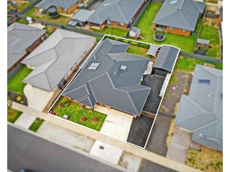 17 Hyatt Road, Huntly VIC 3551