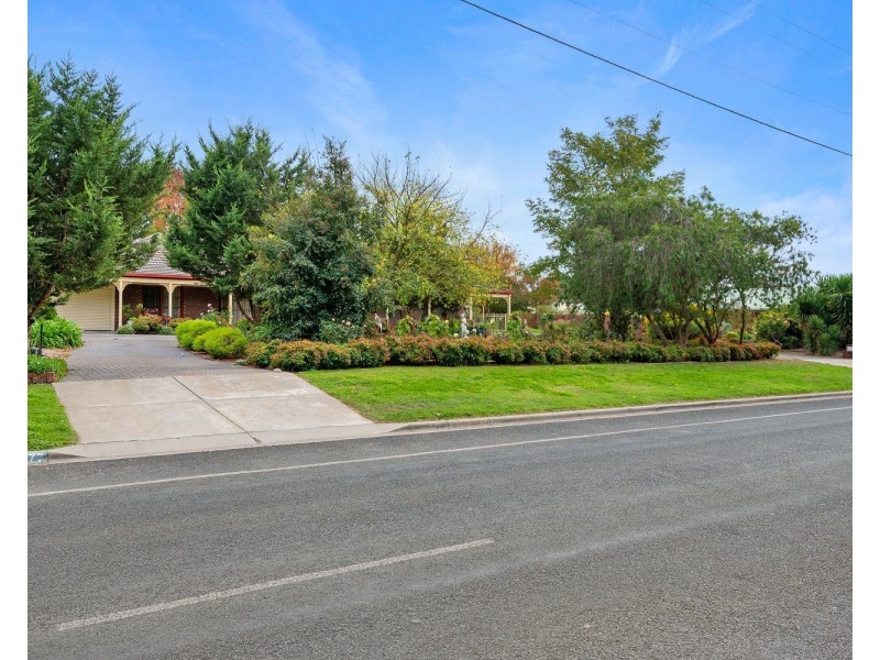 75 -77 Jobs Gully Road, Eaglehawk VIC 3556