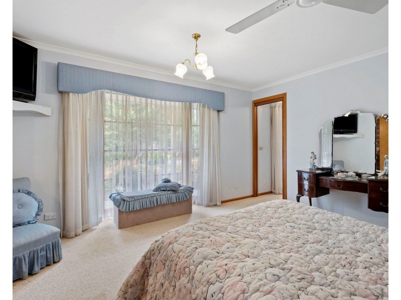 75 -77 Jobs Gully Road, Eaglehawk VIC 3556