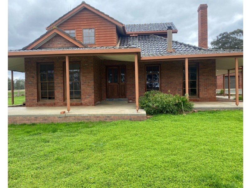 9 Walmer Street, Strathfieldsaye VIC 3551