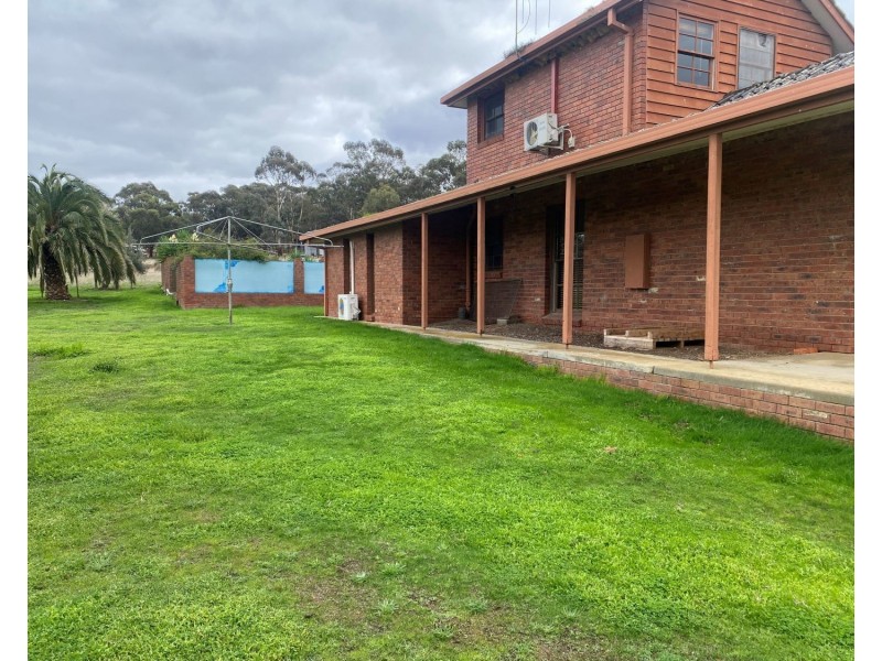 9 Walmer Street, Strathfieldsaye VIC 3551