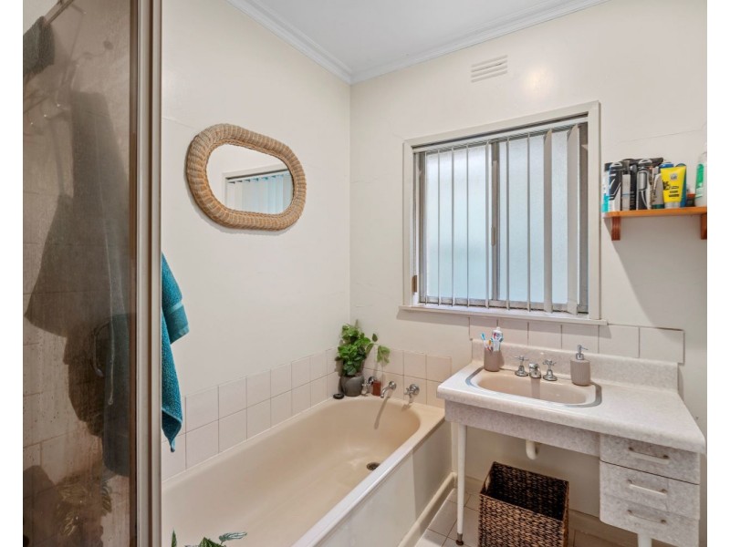 160 Retreat Road, Spring Gully VIC 3550