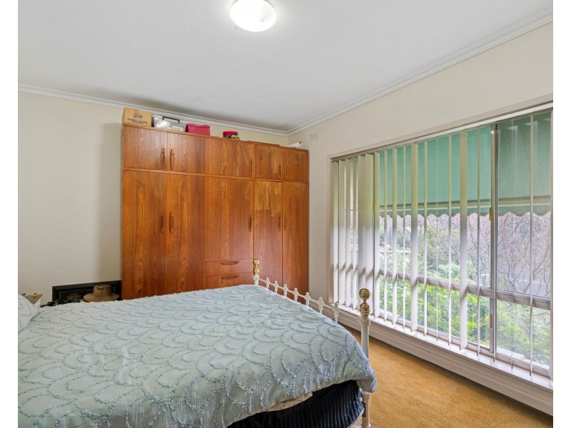 160 Retreat Road, Spring Gully VIC 3550