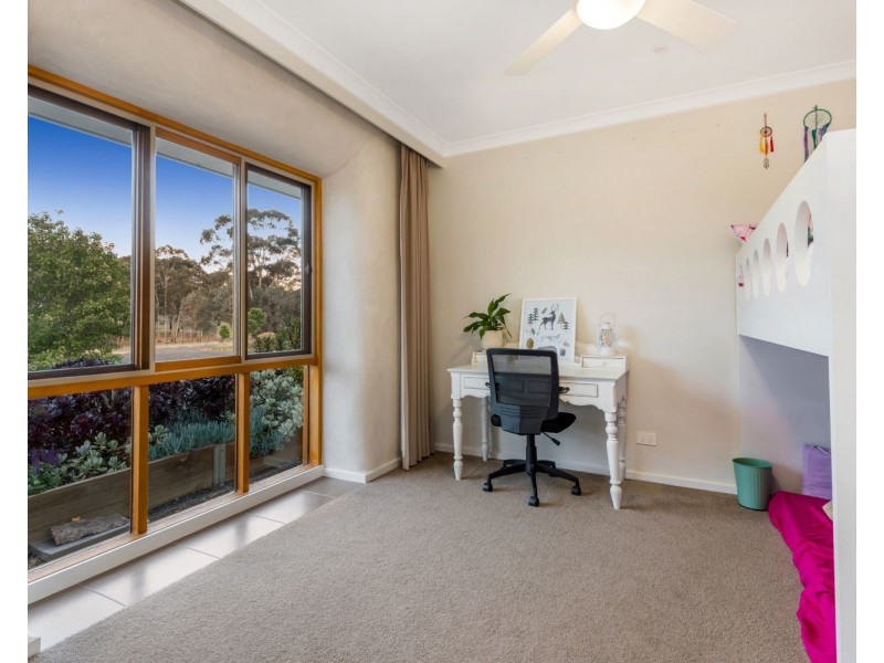 110 Red Box Drive, Axe Creek VIC 3551