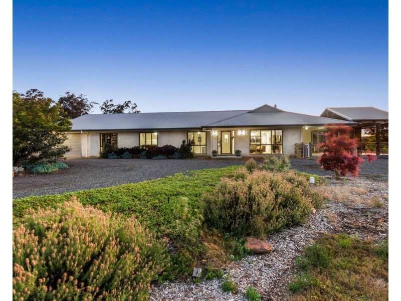 110 Red Box Drive, Axe Creek VIC 3551