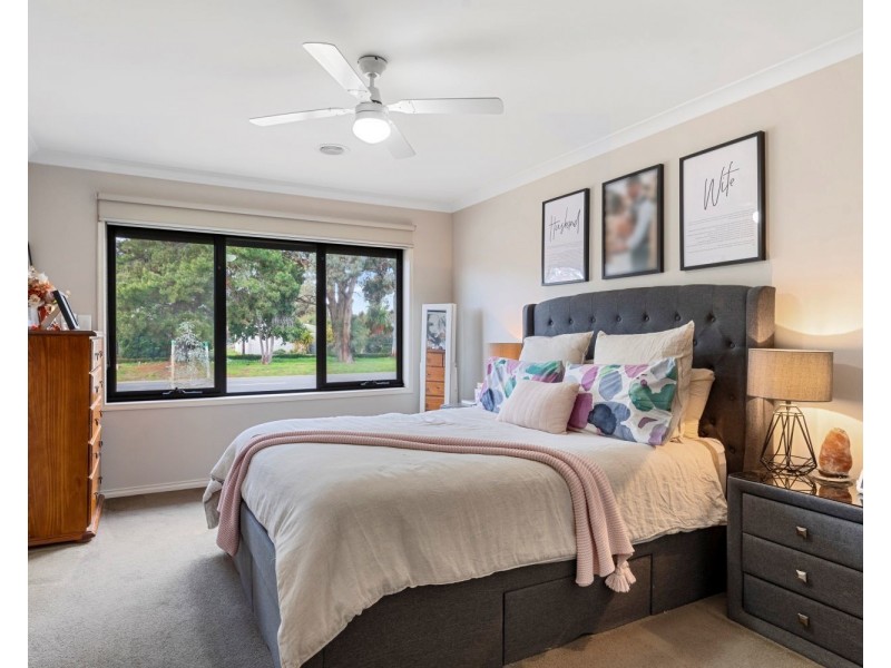 159 Station Street, Epsom VIC 3551