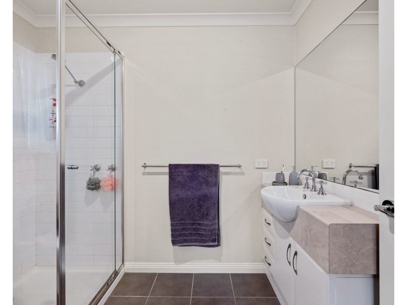 4 Lyndam Avenue, Maiden Gully VIC 3551