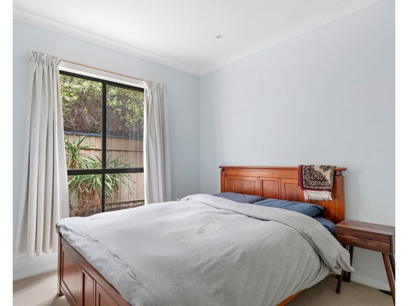 1/82 Sternberg Street, Kennington VIC 3550