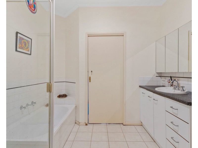 1/48 Baxter Street, Bendigo VIC 3550