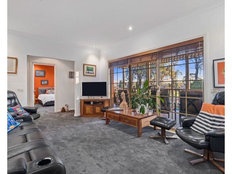 3/100 St Aidans Road, Kennington VIC 3550