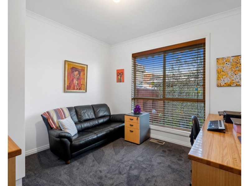 3/100 St Aidans Road, Kennington VIC 3550