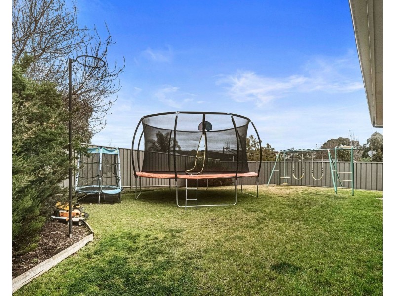 22 Klim Avenue, Kangaroo Flat VIC 3555