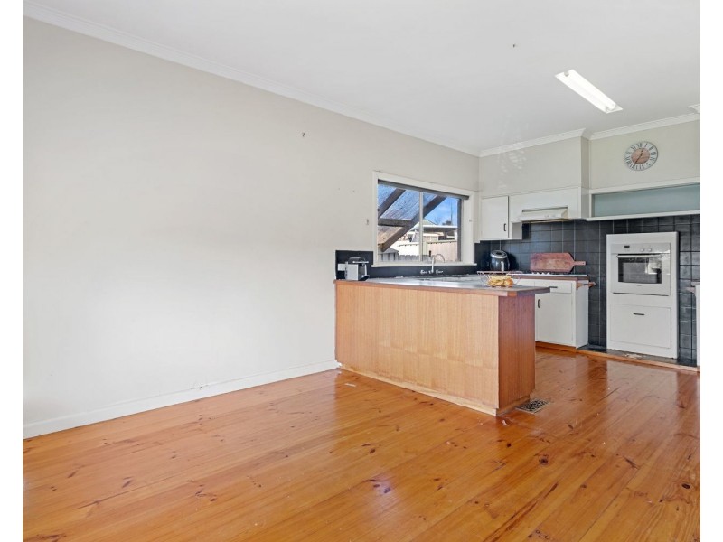 1 Tariff Street, Eaglehawk VIC 3556