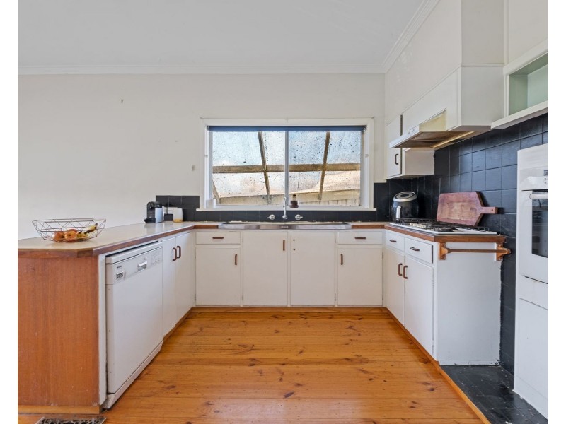 1 Tariff Street, Eaglehawk VIC 3556